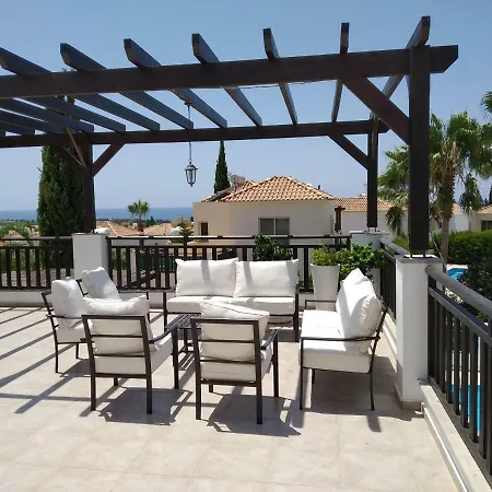 Paradise 14-peyia * Πέγεια